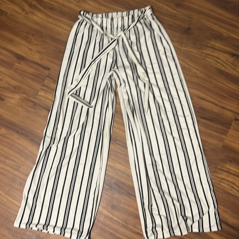 Black and white white wide leg dress pants